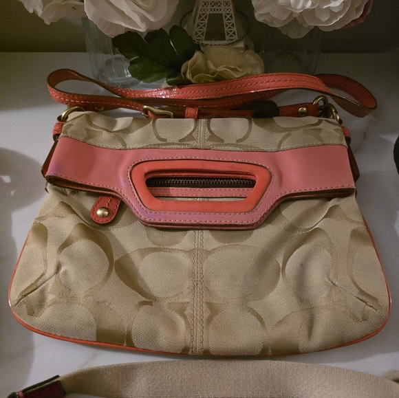 Coach Bags - Picture 3 of 3